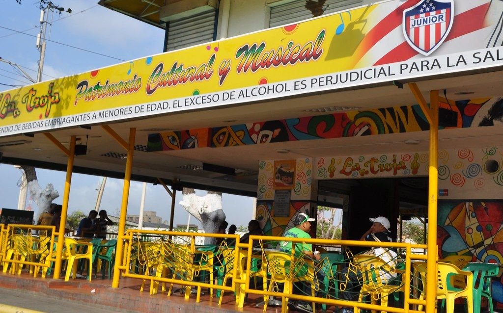 Nuevas medidas expidió este lunes la alcaldía de Barranquilla por medio del alcalde Jaime Pumarejo Heins, en desarrollo del plan de contingencia para enfrentar el coronavirus, de manera articulada con el Gobierno Nacional, con la intención de no bajar la guardia a pesar de que en la ciudad no tenemos ningún caso confirmado