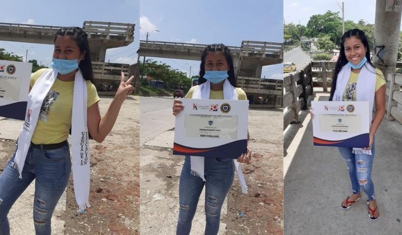 El caso poco particular ocurrió en la ciudad de Barranquilla. La chica graduada posó en el puente de la Circunvalar muy feliz con su titulo.