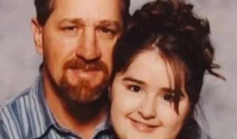 El Papá rescató a su hija y realizó una investigación para encontrar a la persona que fue secuestrada y asesinada por él.